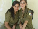 WonderfullookingIsraeliArmyGirls.jpg