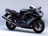 Kawasaki ZZR1400 06  3.jpg