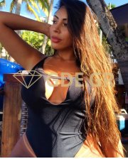 AURELIA-CURVY-LATIN-MODEL-IN-ATHENS-10.jpeg