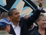 obama-devil-sign.jpg