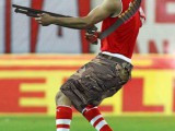 kourkouti-olympiakos-panathinaikos-mitroglou-shotgun-commando-small.jpg