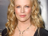 223680-kim-basinger-prochainement-a-637x0-2.jpg