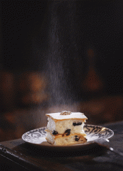 image-of-cake-with-moving-sugar.gif