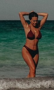 anonimostory.com_Instagram_pinelopiplaka_3707092434264172983.jpeg