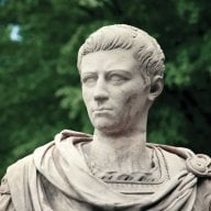 Caligularas